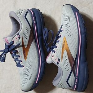 Brooks Ghost 15 Spa Blue/Neo Pink/Copper Athletic Running Shoes Size 8B Women's